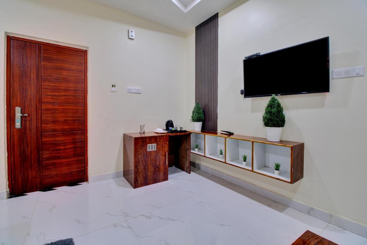 Collection O Hotel Mango Tree Khammam Dış mekan fotoğraf