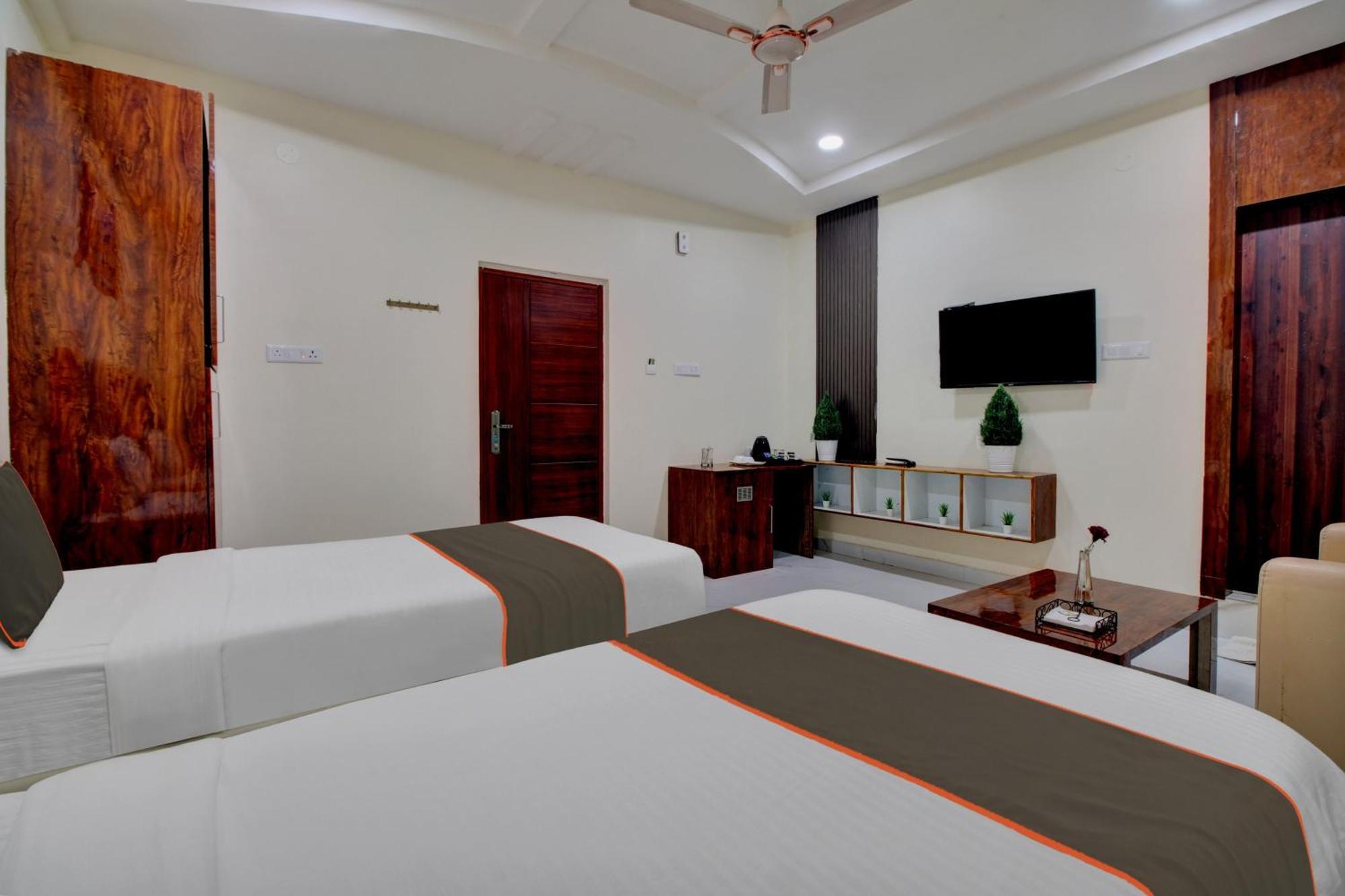 Collection O Hotel Mango Tree Khammam Dış mekan fotoğraf